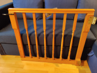 Barrière d’escalier pour enfant en bois