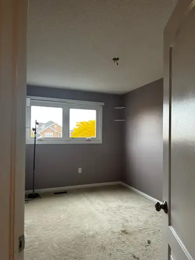 1 bedroom available for single female