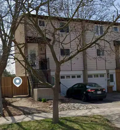 Located on a quiet court off Lexington / Dunvegan, this raised semi-detached home offers a functiona...