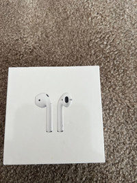Airpods 2nd generation with charging case