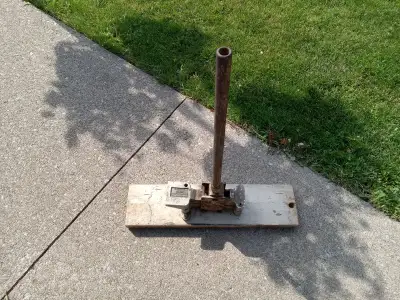 Vintage Greenlee #1811 Conduit Bender, View more