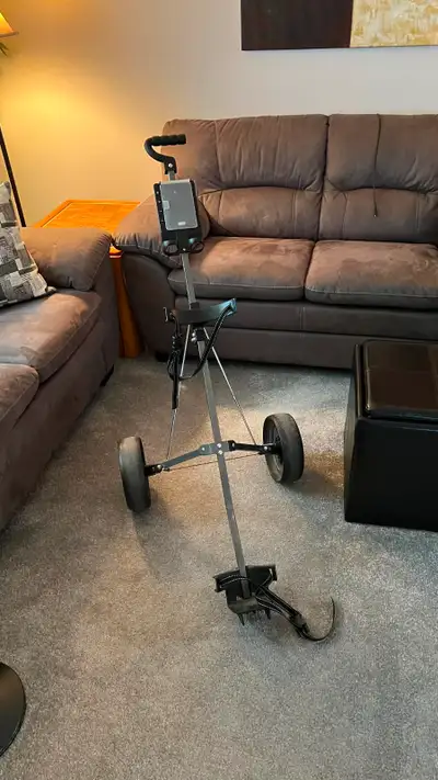 MINT CONDITION 2-WHEEL GOLF PULL / PUSH CART, View more