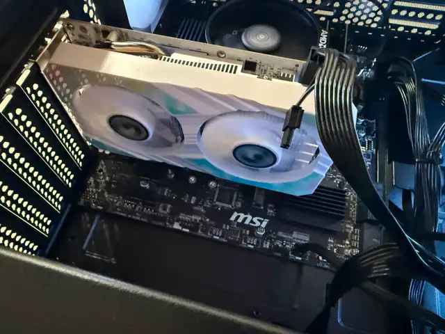 budget gaming pc in Desktop Computers in Windsor Region - Image 6
