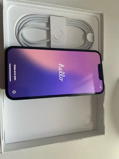 550$ New iPhone16e 128G unlocked in warranty, View more