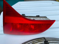 Feu arrière de hayon Audi A4 B7 avec 2 ampoules 21 watts