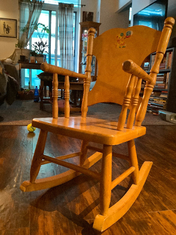 Vintage 1950s Child’s Rocking Chair with Teddy Bear Decoration in Chairs & Recliners in City of Toronto