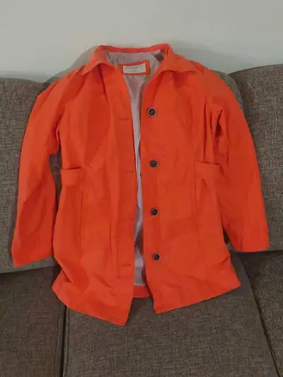 Womens Small Eddie Bauer Spring jacket Mint condition Pickup in Valley Ridge (west of Bowness) Cash...