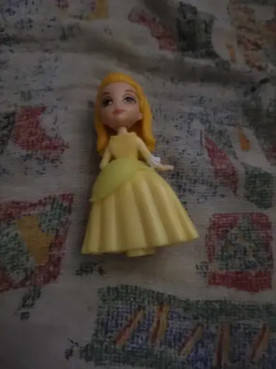 2012 Amber 3.25" Mattel Action Figure Doll Disney Junior, View more