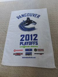 2012 Vancouver Canucks Playoff Towel - RARE!!