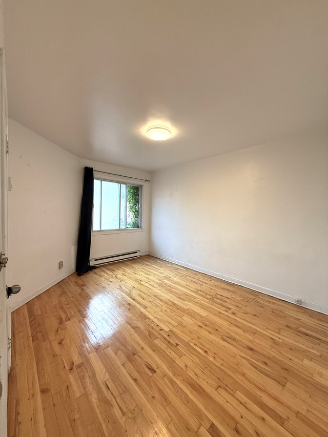 2 chambres, a louer, montreal, langelier — photo 2