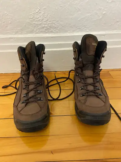 Botte de randonnée , View more