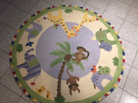 5ft Pottery Barn roung kids rug