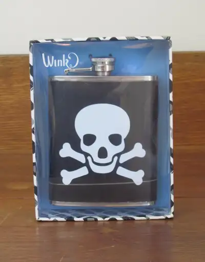 Wink Hip Flask Skull & Crossbones NEW SEALED 7 oz. Jolly Roger, View more