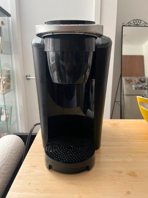 Keurig Coffee Machine in great condition in Coffee Makers in Burnaby/New Westminster