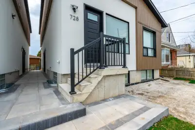 Brand New 2 Bedroom Basement Apartment For Rent!