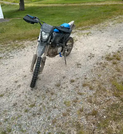 2024 Apollo mx 150 for sale, bought brand new in April 2025. Bike has new grips, kick starter, hand...