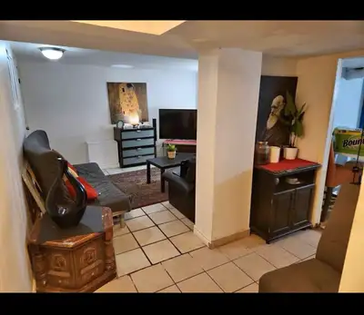 Private room or full 2-bedroom unit available Yonge & Steeles (safe, convenient, close to Finch Stat...