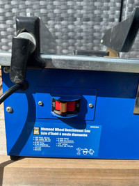 Diamond wheel bench mount saw