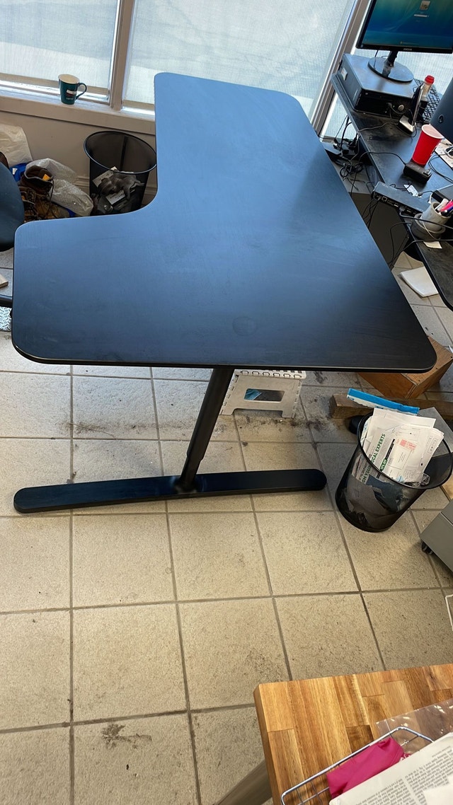 Ikea Bekant corner desks Desks Ottawa Kijiji
