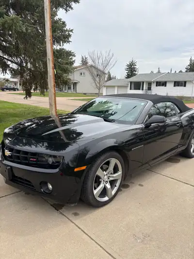 97,659 kms. Fun car! V6, automatic transmission. Loaded (leather, heads up display, Boston speakers,...