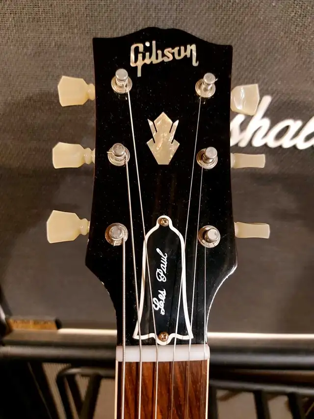 Gibson 60th anniversary customshop 61 Lespaul/sg limted edition in Guitars in City of Toronto - Image 9