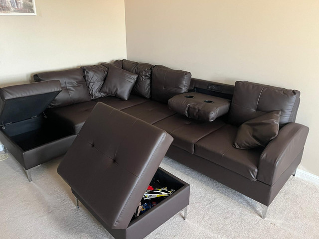 Clearance Sale on Leather Family Sectional Sofa with Ottoman in Couches & Futons in Cambridge - Image 2