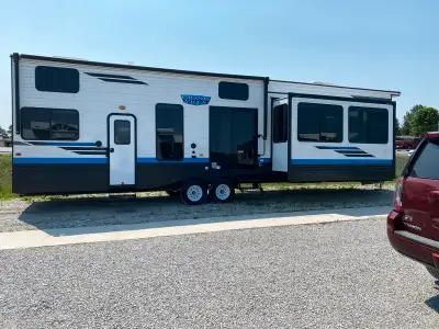 2023 Destination Trailer 42 feet long the roofs on the tip outs can pop off if need to move. current...