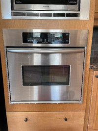 30’ Wall oven kitchenAid Superba