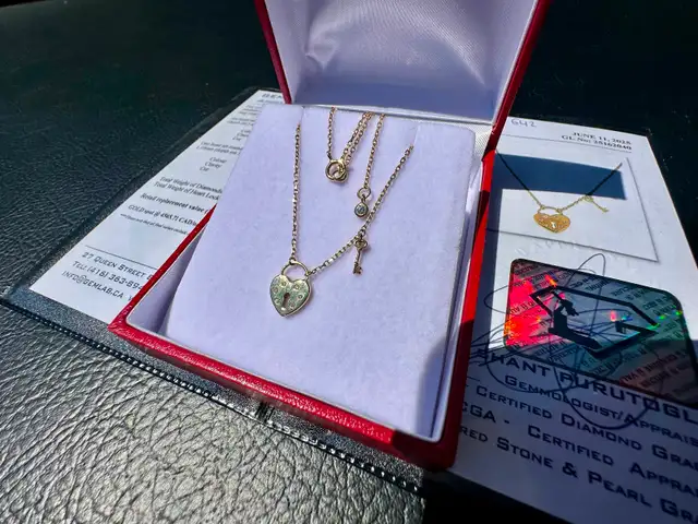 #642 14kt Yellow Gold Lock & Key Diamond Pendant Necklace 16-18” in Jewellery & Watches in St. Catharines - Image 4