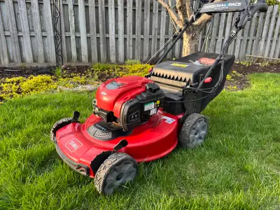 22” Toro Vortex Electric Start Lawnmower Tondeuse, View more