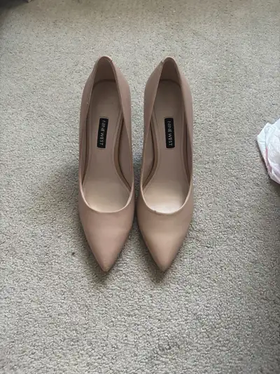 High heels, View more