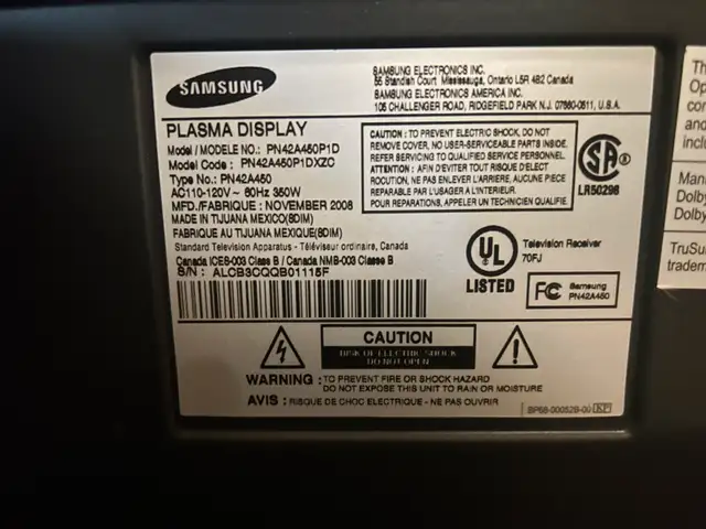 Samsung 42 inch plasma tv in TVs in Brockville - Image 4