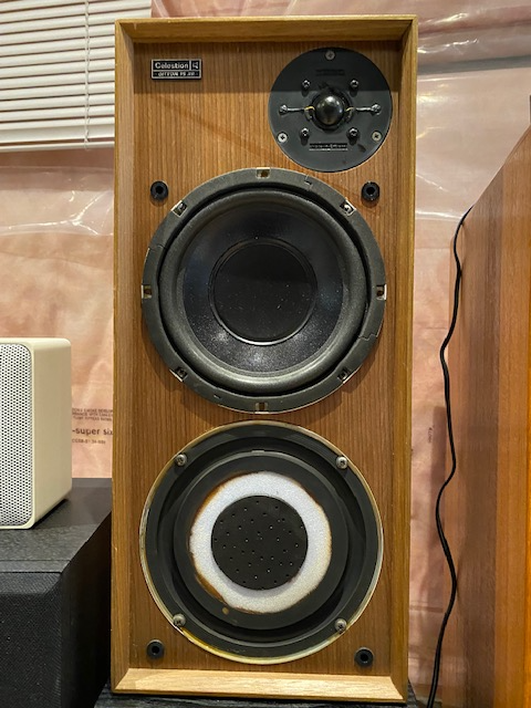 Collection of various types and makes speakers for sale in Speakers in Markham / York Region - Image 7
