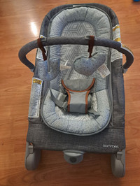 Infant 2-in-1 Bouncer and Rocker