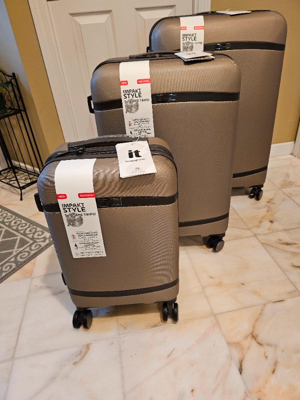IT 3 Piece Hard sided Expandable Suitcases – Brand New in Other in Richmond