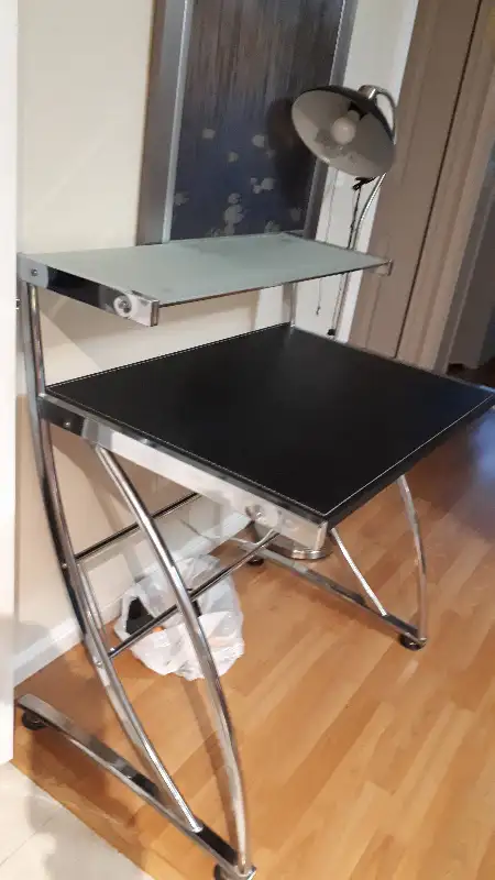 computer desk in Desks in City of Toronto - Image 3