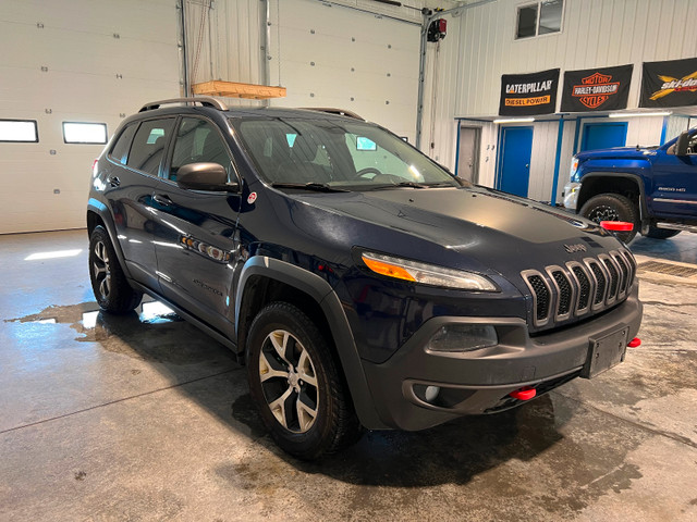 2016 Jeep Cherokee Trailhawk in Cars & Trucks in Edmonton