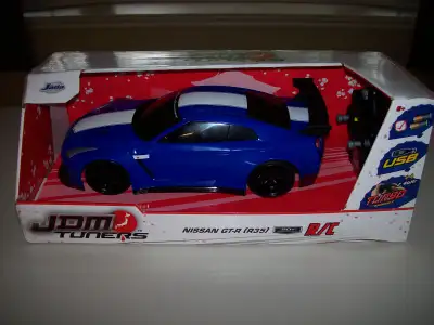 Jada Toys JDM Tuners 1:16 2009 Nissan GT-R R35 50th Anniversary., View more