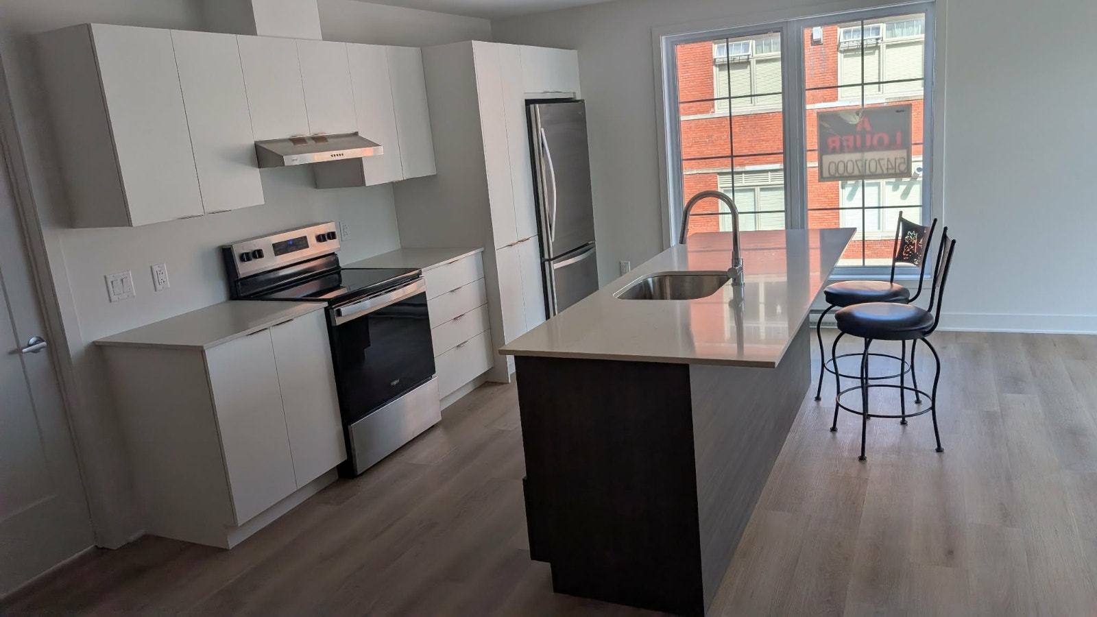 Condo neuf à louer — photo 2
