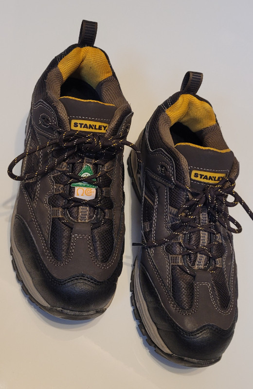 Stanley Men's Low-Cut CSA Safety Hiker Shoes in Men's Shoes in Mississauga / Peel Region
