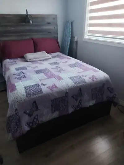Kanata - Room for Rent