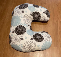 Nursing pillow Beluga Bebe 