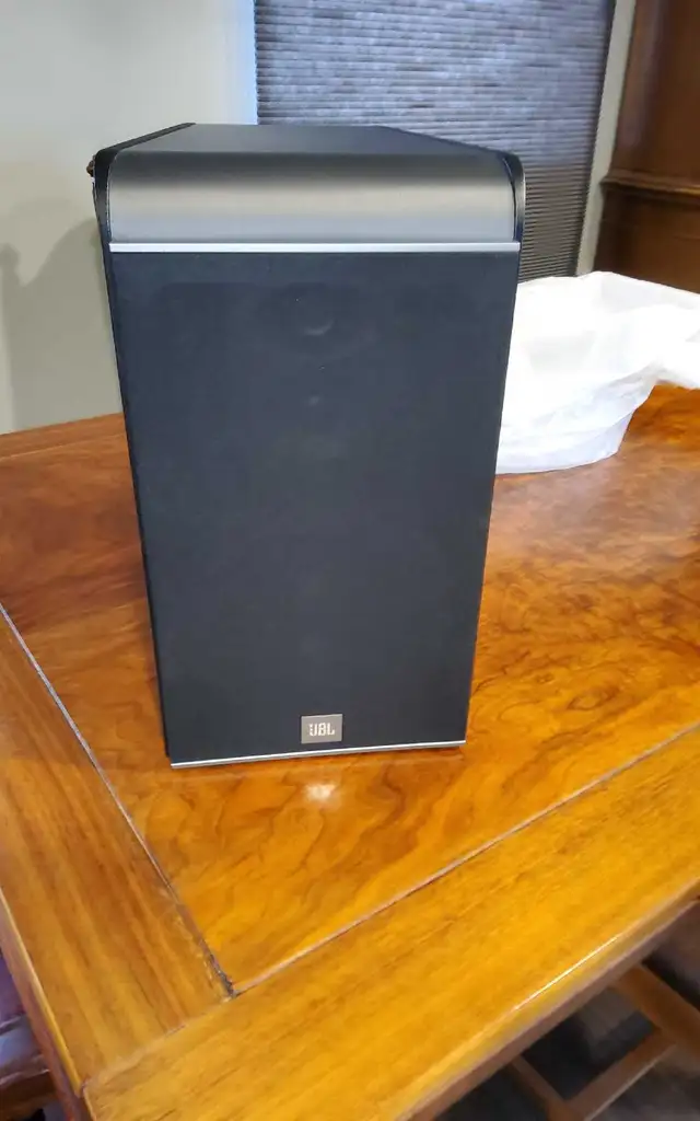 JBL ES30 speakers in Speakers in Mississauga / Peel Region - Image 2