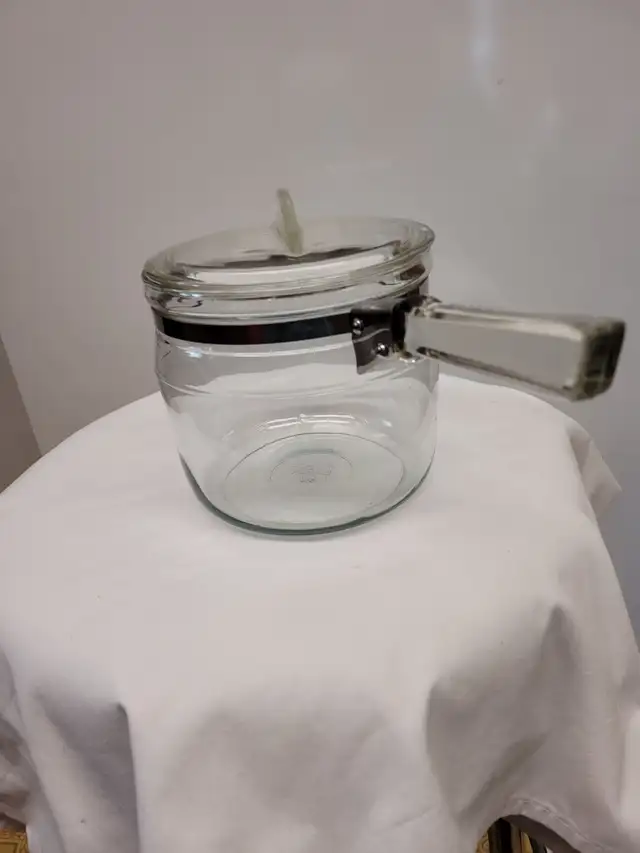 Vtg Pyrex Flameware Glass 6763L with Lid in Arts & Collectibles in Dartmouth - Image 3