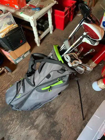 lefty golf clubs and Taylormade bag, View more