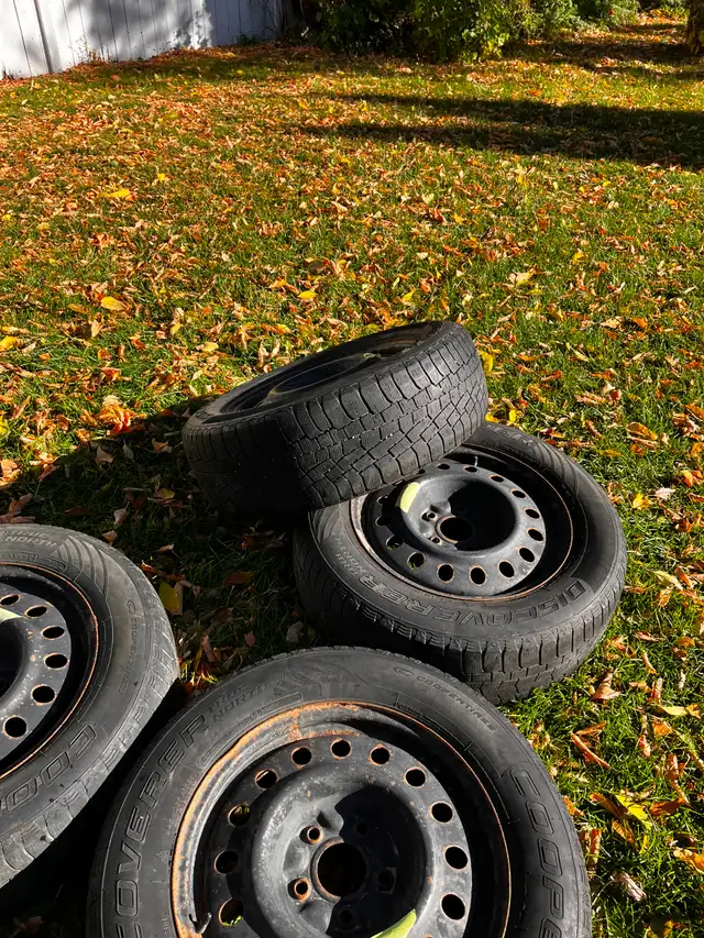 Winter tires and rims for Dodge Van in Tires & Rims in Saskatoon - Image 4