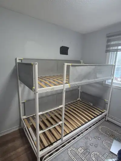 Lit superposé pour enfants – Structure métallique solide – Très, View more