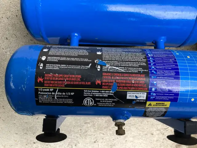 Mastercraft 2 Gallon Air Compressor543881002222899204