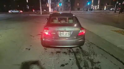 Vehicule en bon état excepté de la touille au niveau de du garde boue arrière droit son coût d répar...