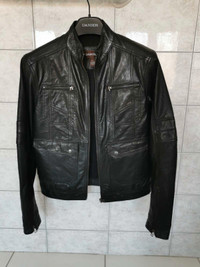 Brand new Danier leather man jacket size Small